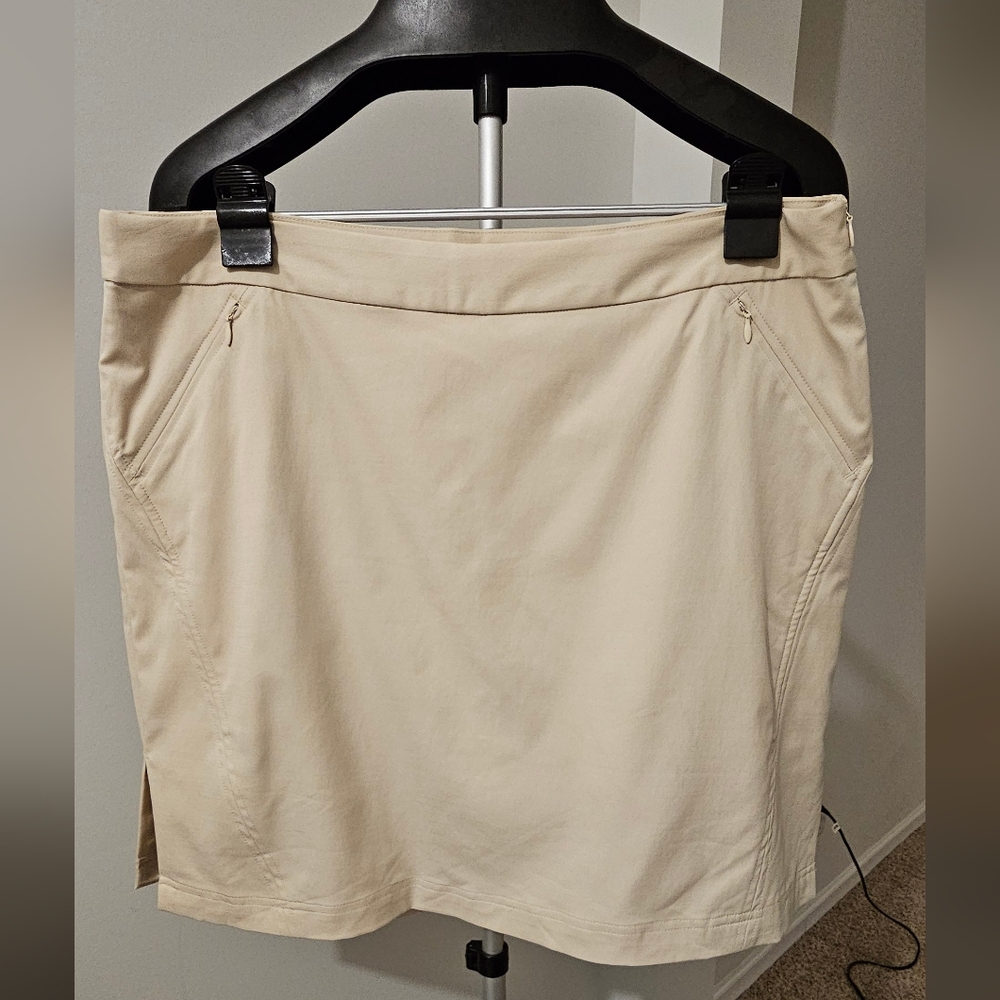 NWT Callaway Skort